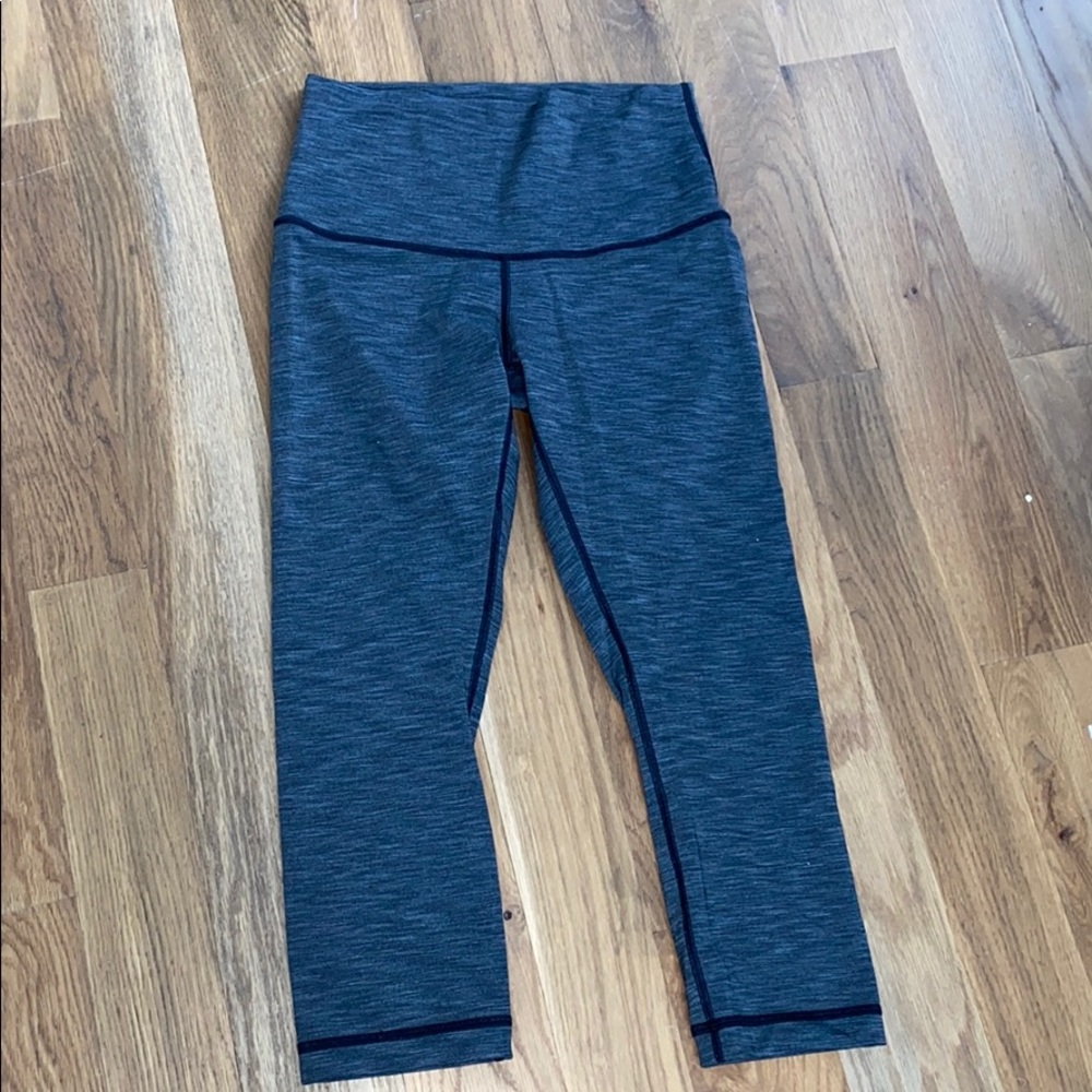 Lululemon Gray Cropped Leggings